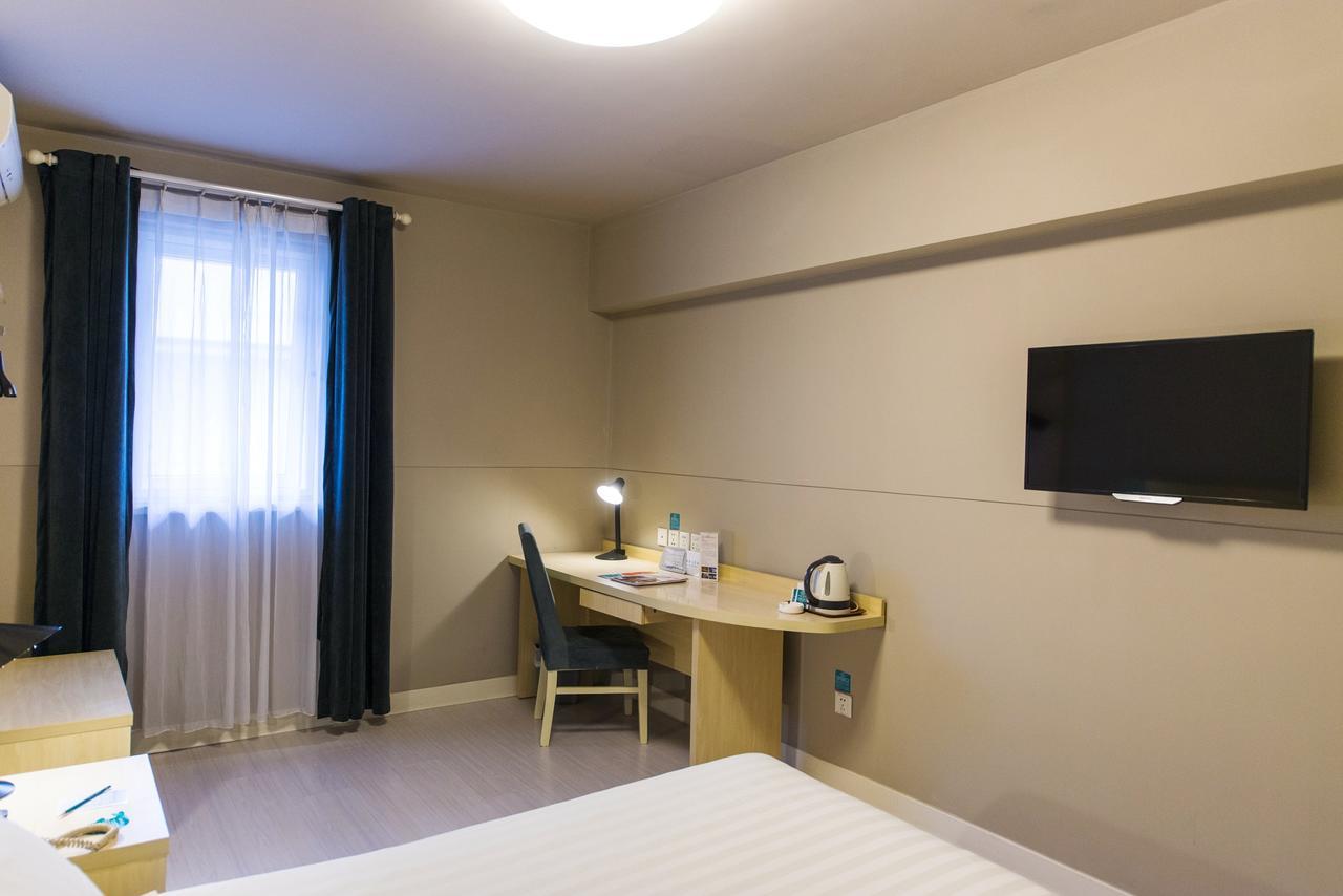 Jinjiang Inn Chengdu Chunxi Road Taiguli Hotel Exterior photo